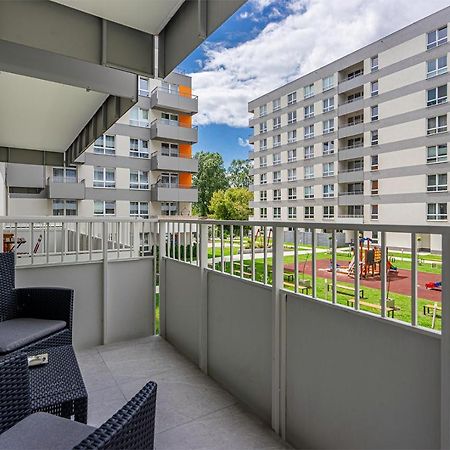Lotnisko Chopina Modern Apartment Варшава Экстерьер фото